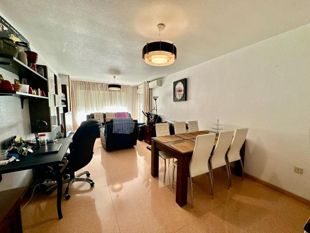 Venta de piso en Piso en Avenida Alcoi, Campoamor, Alicante / Alacant, Alicante / Alacant
photo 4