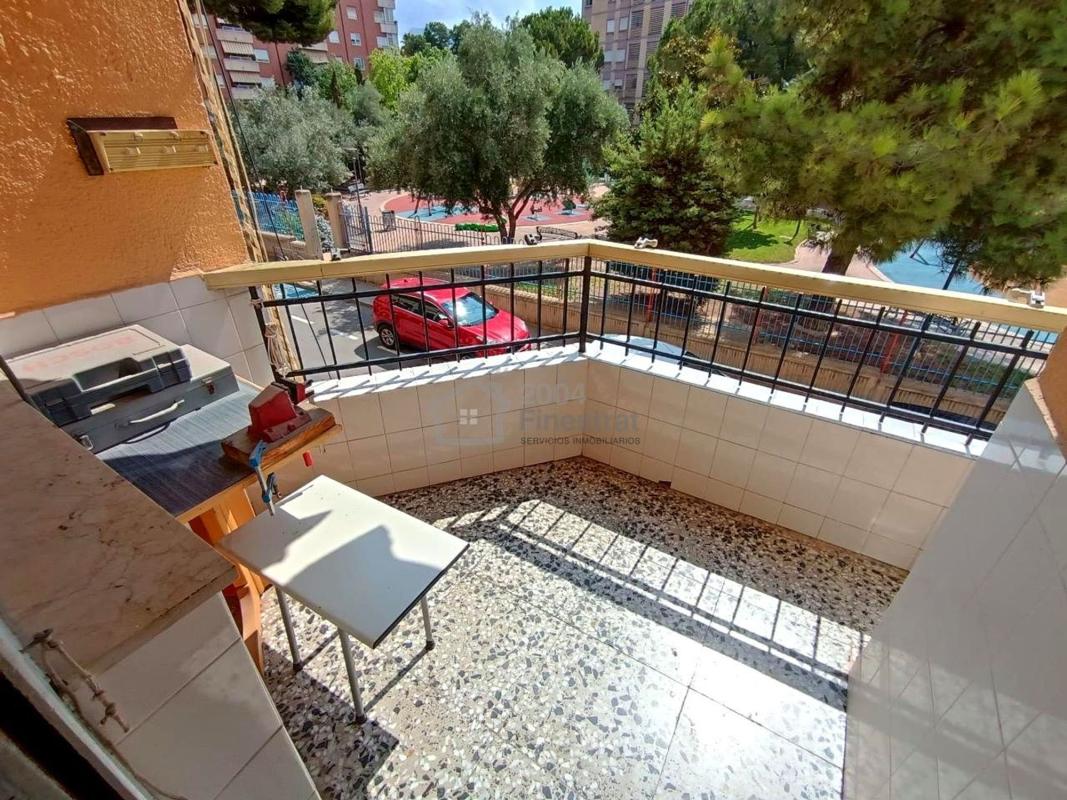 Sale of apartment in Piso en Calle Uruguay, Plaza de Toros - Avenida Chapí - Trinquete, Elda, Elda
 photo 3