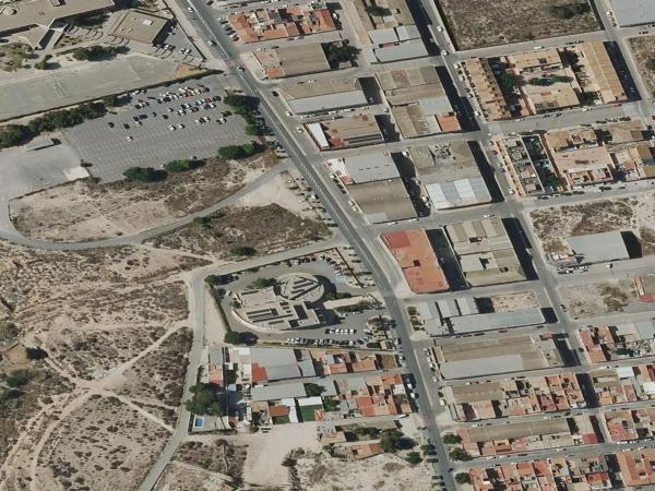 Nave en Carretera de Sax, San Crispín - Huerta Nueva - Estación, Elda thumbnail 2