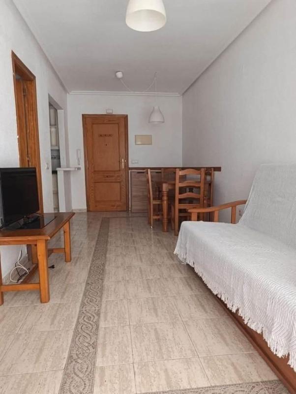 Продажа квартиры на Piso en Calle Bergantin, Avenida Habaneras - Curva de Palangre, Torrevieja, Торревьеха
 photo 3