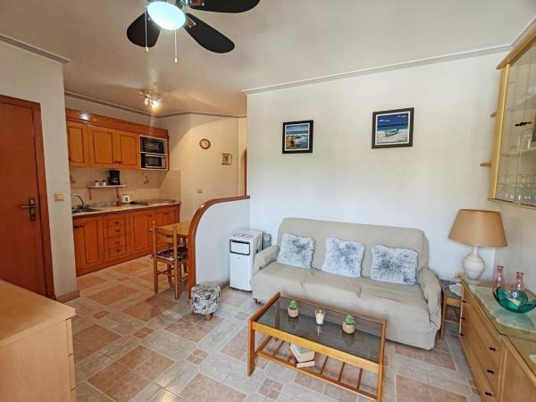 Квартира на продажу на  Piso en Avenida Habaneras - Curva de Palangre, Torrevieja, Торревьеха photo 4