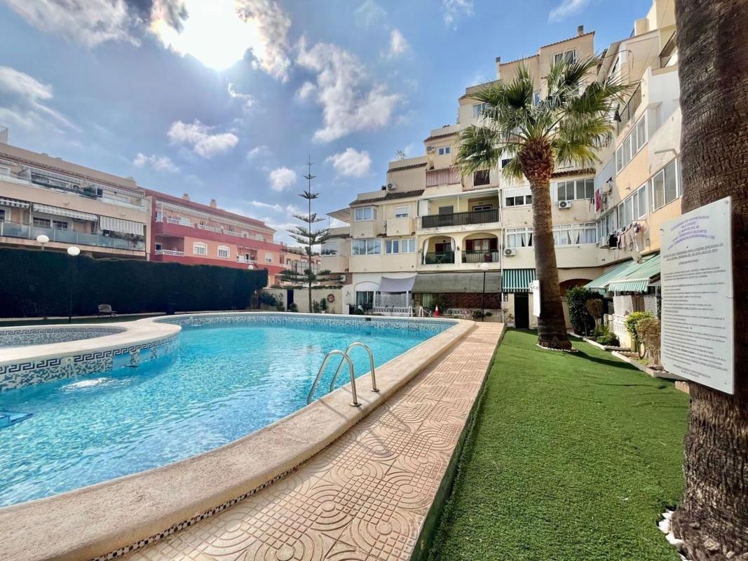 Venta de piso en Piso en Nueva Torrevieja, Torrevieja, Torrevieja
photo 5