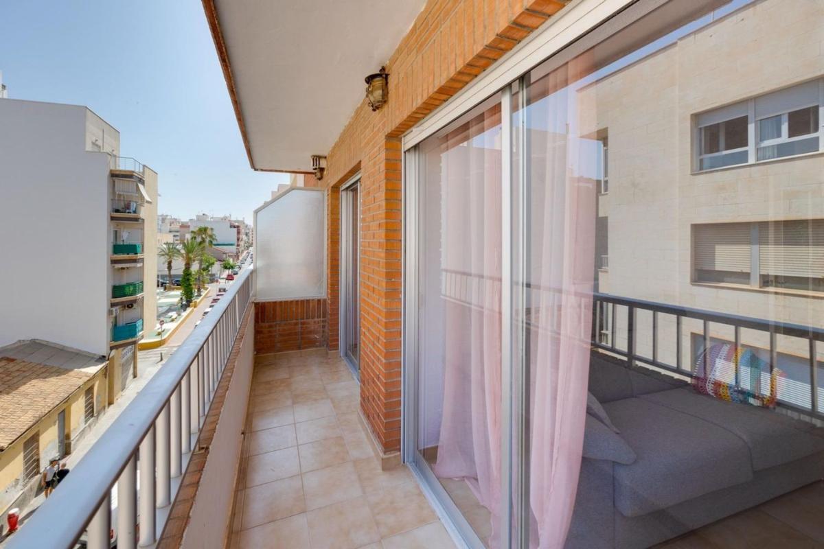 Sprzedaż mieszkania w Piso en Puerto Deportivo, Torrevieja, Torrevieja
 photo 2