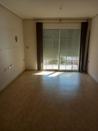 Sale of flat in Piso en Avenida Estadio Sadrian, 8, Almoradí, Almoradí
 photo 1