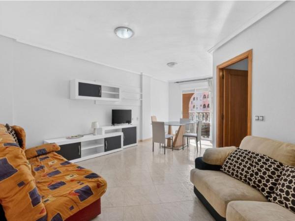 Apartment for sale in Piso en Avenida Habaneras - Curva de Palangre, Torrevieja, Torrevieja photo 1