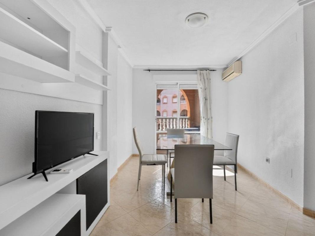 Sale of apartment in Piso en Avenida Habaneras - Curva de Palangre, Torrevieja, Torrevieja
 photo 2