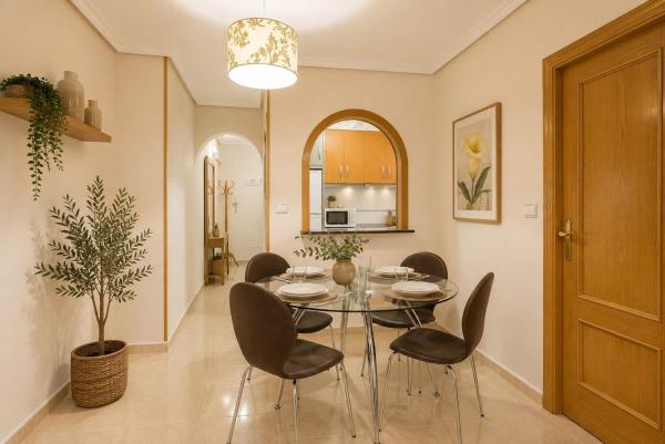 Sale of flat in Piso en Calle Galeón, Avenida Habaneras - Curva de Palangre, Torrevieja, Torrevieja
 photo 3