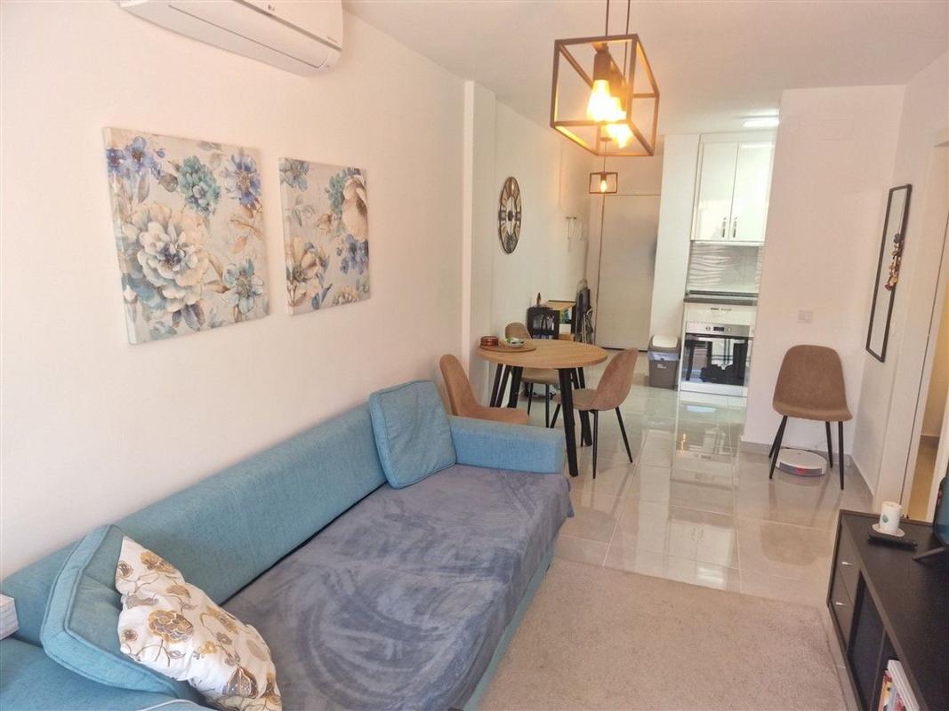 Venta de piso en Piso en Calle San Pascual, 225, Antonio Machado, Torrevieja, Torrevieja
photo 1