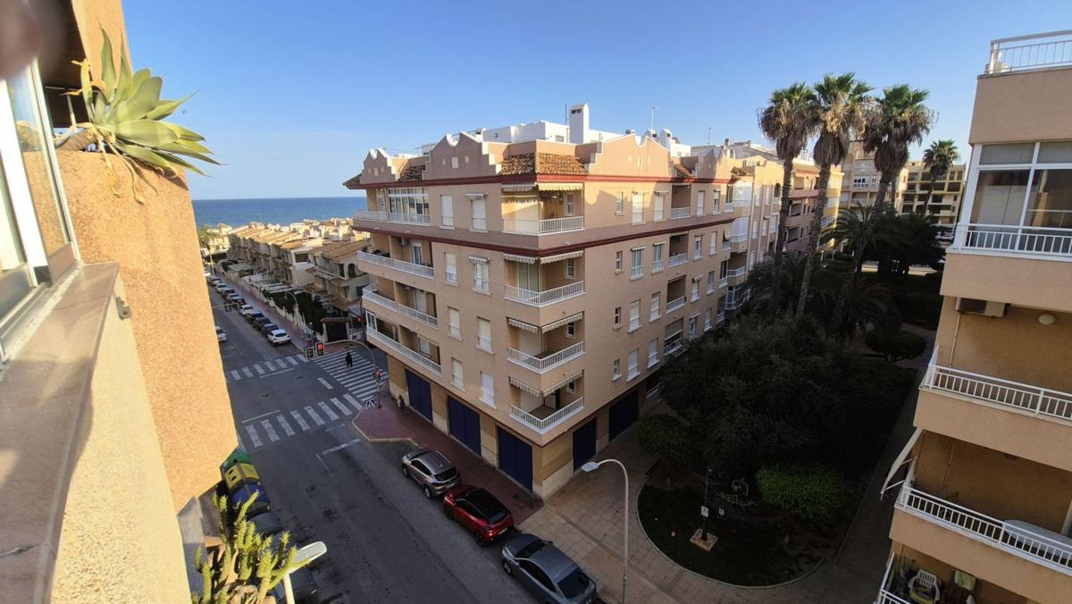 Venta de piso en Piso en Avenida del Mediterrani, Las Viñas, Guardamar del Segura, Guardamar del Segura
photo 5