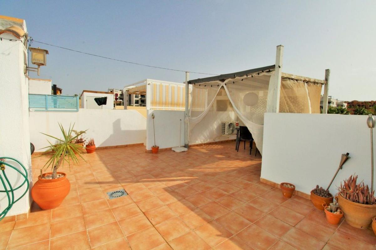 Продажа квартиры на Piso en Villamartín, Orihuela, Ориуэла
photo 2