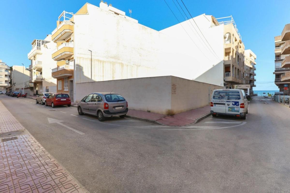 Venta de piso en Piso en Gaspar Perrelló, Torrevieja, Torrevieja
 photo 4