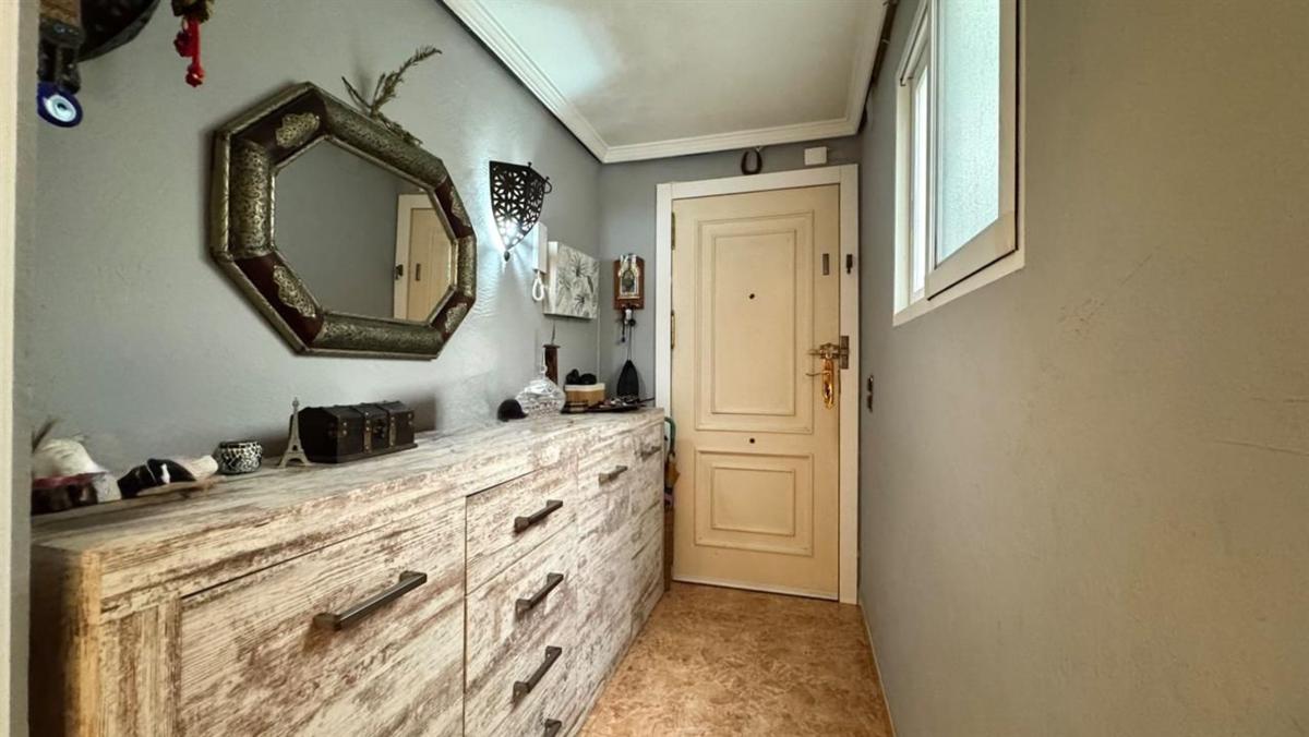 Продажа квартиры на Piso en Calle de Sella, Pueblo Levante, Benidorm, Бенидорм
photo 2