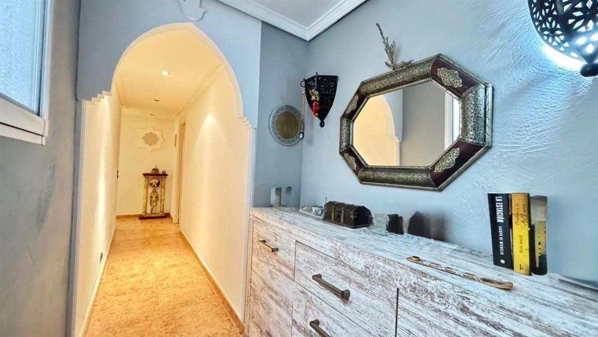 Продажа квартиры на Piso en Calle de Sella, Pueblo Levante, Benidorm, Бенидорм
photo 3