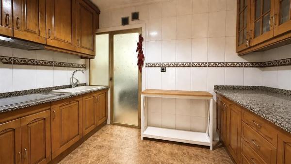 Apartment for sale in  Piso en Calle de Sella, Pueblo Levante, Benidorm, Benidorm photo 4