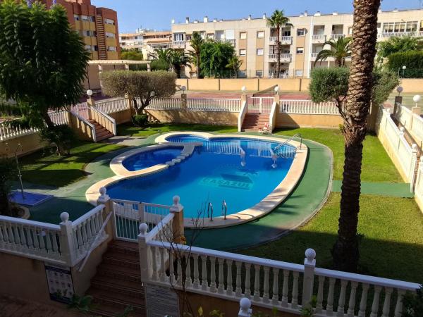 Sale of flat in Piso en Avenida Diego Ramírez Pastor, 225, Antonio Machado, Torrevieja, Torrevieja
photo 1