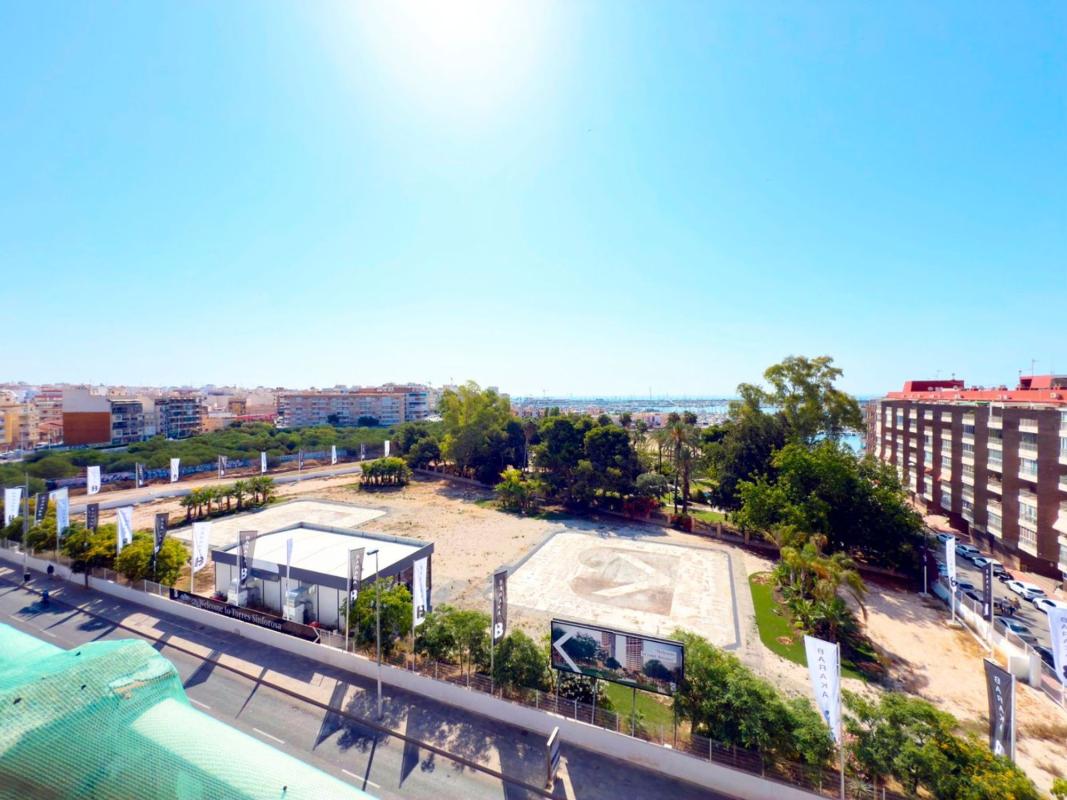 Venta de piso en Piso en El Acequión, Torrevieja, Torrevieja
photo 3