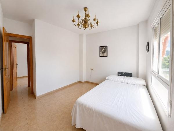 Venta de piso en Piso en Travesía del Canal, Carolinas Altas, Alicante / Alacant, Alicante / Alacant
photo 1