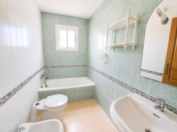 Venta de piso en Piso en Travesía del Canal, Carolinas Altas, Alicante / Alacant, Alicante / Alacant
thumbnail 2