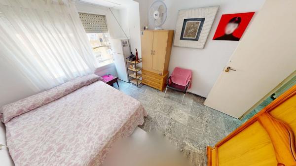 Sale of flat in Piso en Calle Alférez Díaz Sanchis, Campoamor, Alicante / Alacant, Alicante
 photo 4