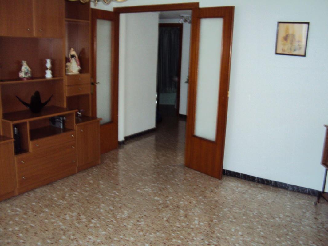 Sprzedaż mieszkania w Piso en Calle la Cruz, 19, Plaza de Toros - Avenida Chapí - Trinquete, Elda, Elda
photo 5