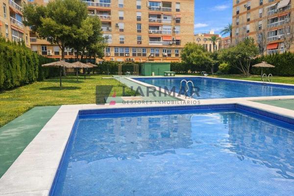 Venta de piso en Piso en Calle Metge Pedro Herrero, Alipark, Alicante / Alacant, Alicante / Alacant
 photo 2