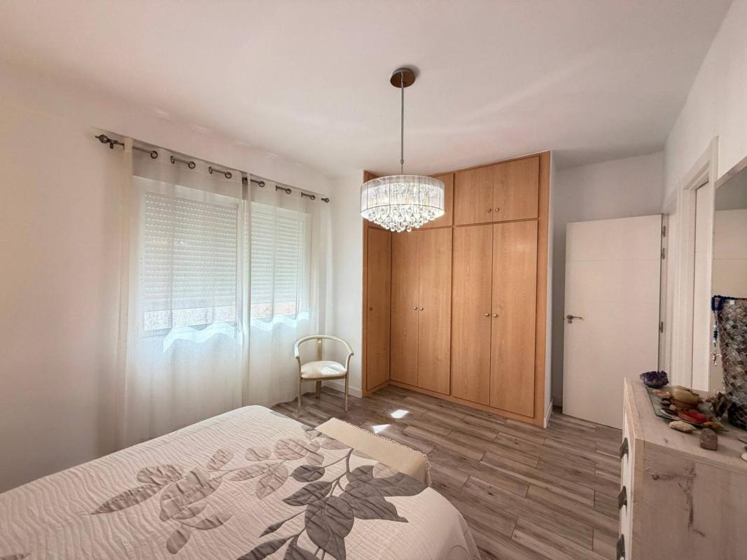 Venta de piso en Piso en Carolinas Altas, Alicante / Alacant, Alicante / Alacant
photo 3