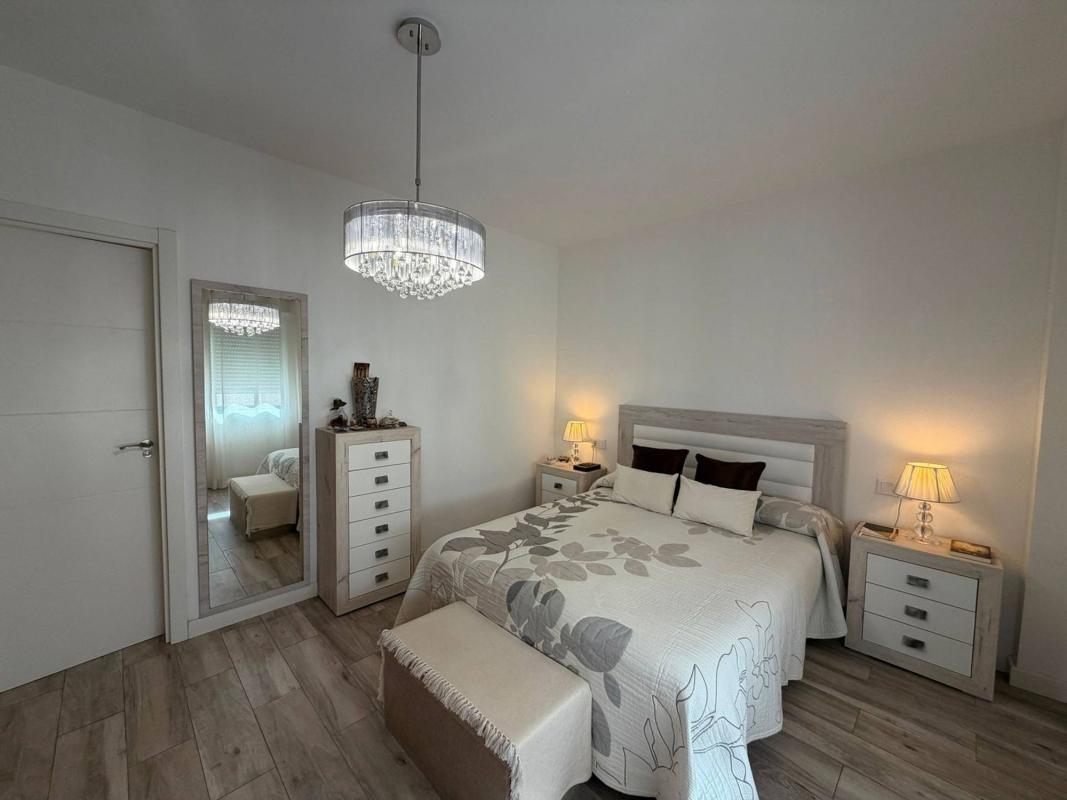 Venta de piso en Piso en Carolinas Altas, Alicante / Alacant, Alicante / Alacant
photo 4