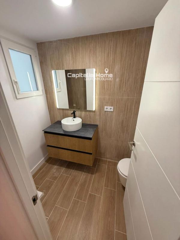 Продажа квартиры на Piso en Calle Alfafara, Barri Eixample, Alcoy / Alcoi, Алкой
photo 5