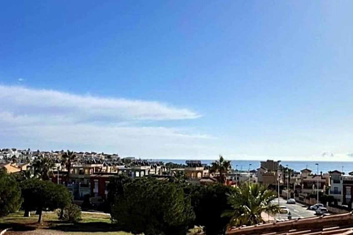 Penthouse sale in Ático en Avenida de la Mancha, 22, Aguas Nuevas, Torrevieja, Torrevieja photo 1