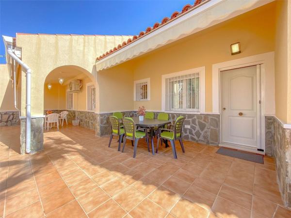 Chalet adosado en Calle Minerva, Torreblanca, Torrevieja photo 4