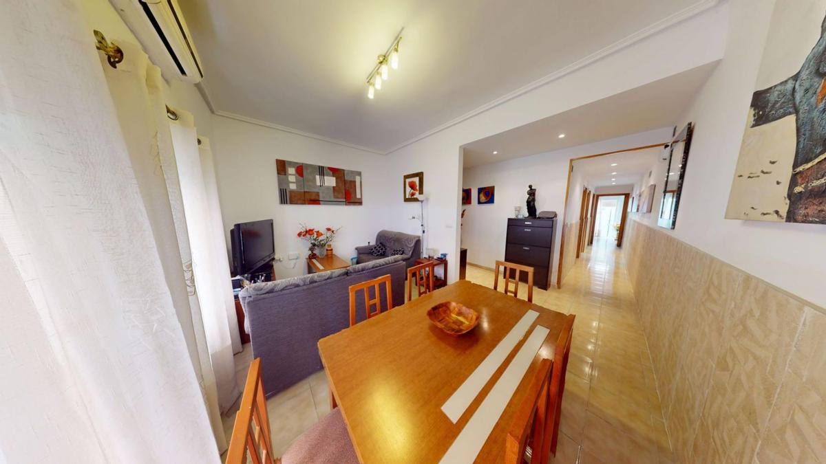 Продажа квартиры на Piso en Antonio Maura, Plà del Bon Repòs-La Goteta, Alicante / Alacant, Аликанте / Алакант
photo 3