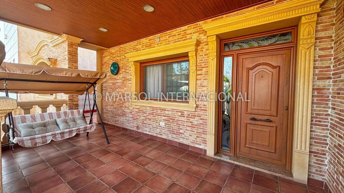 Properties for sale and rent in Spain photo 3