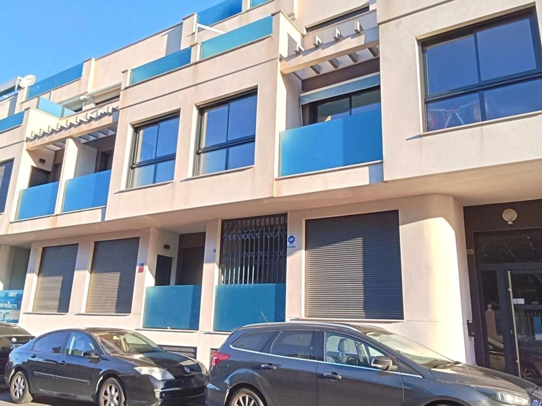 Sprzedaż mieszkania w Piso en Avenida Habaneras - Curva de Palangre, Torrevieja, Torrevieja
photo 1