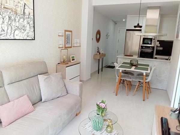 Sale of flat in Piso en Avenida Habaneras - Curva de Palangre, Torrevieja, Torrevieja
 photo 4