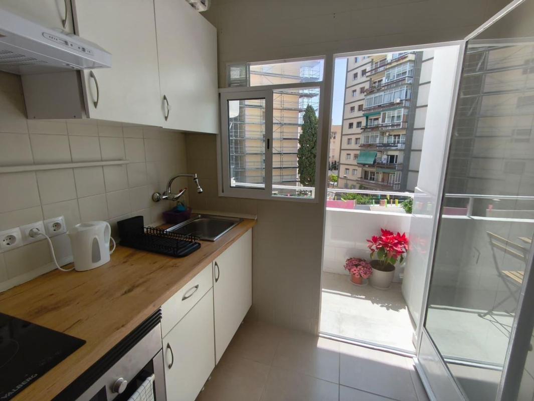 Продажа студии в Estudio en Centro, San Juan de Alicante, Сан-Хуан-де-Аликанте photo 2