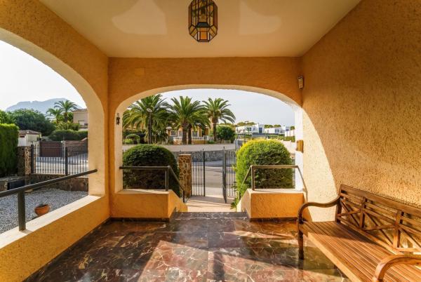 Casa o chalet independiente en Calle Sorolla, 18, Pueblo Levante, Benidorm photo 4