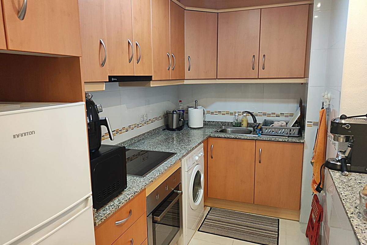 Продажа квартиры на Piso en Calle de Pedro Lorca, Las Piscinas Naturales, Torrevieja, Торревьеха
 photo 5
