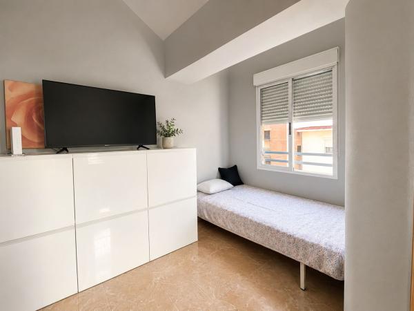 Продажа квартиры на Piso en Avenida de la Llibertat, 22, Los Magros-Casablanca, Elche / Elx, Эльче / Эльх
photo 1