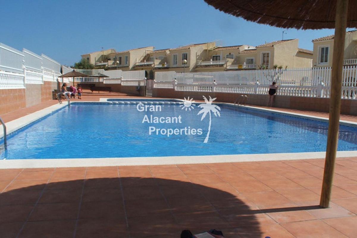 Venta de piso en Piso en Avenida D'Escandinàvia, Monte y Mar, Gran Alacant, Gran Alacant
photo 2