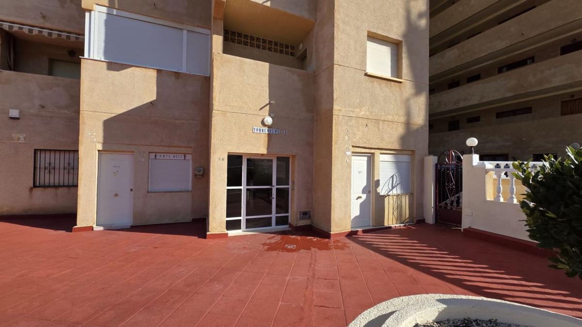 Venta de piso en Piso en Cabo Cervera, Torrevieja, Torrevieja
 photo 4