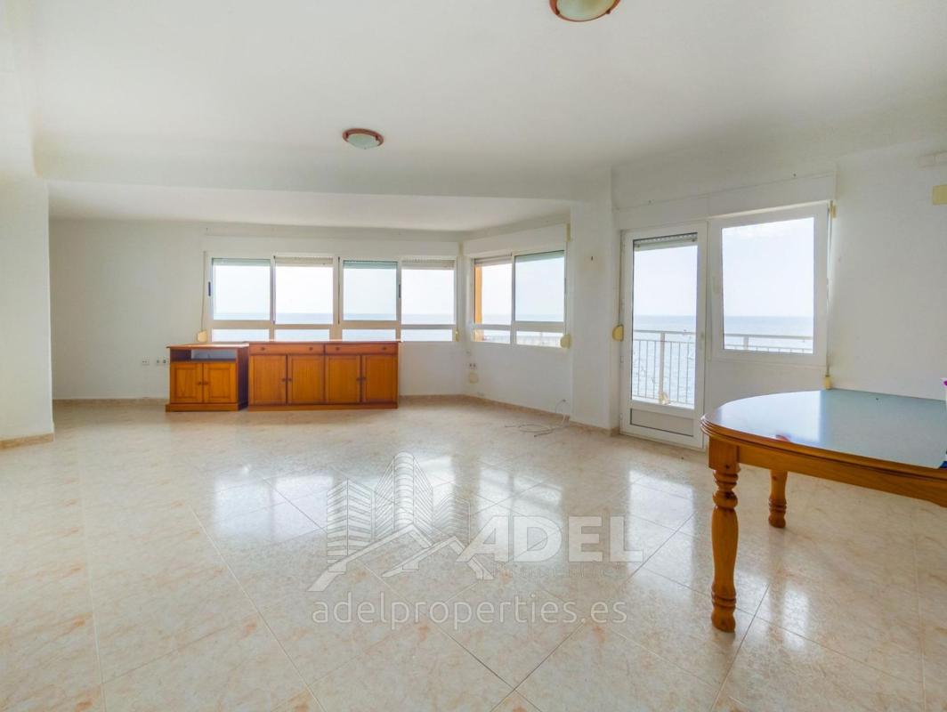 Venta de piso en Piso en Calle Navegantes, Playa del Cura, Torrevieja, Torrevieja
photo 2