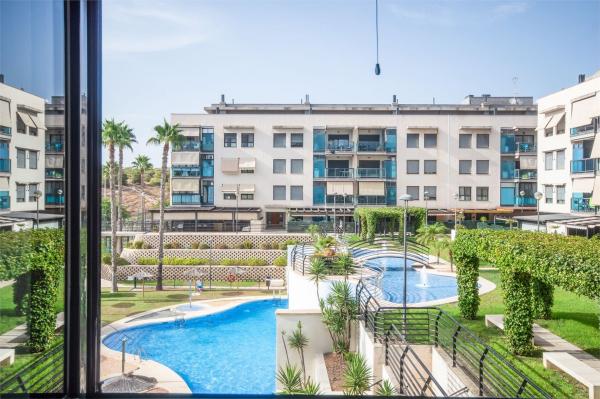 Venta de piso en Piso en Calle Pintor Sorolla, Centro, Santa Pola, Santa Pola
photo 1