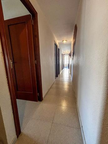 Sprzedaż mieszkania w Piso en Calle Crevillent, 32, Zona Pueblo, Guardamar del Segura, Guardamar del Segura
thumbnail 1