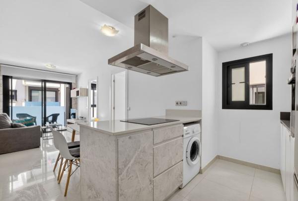 Sale of flat in Piso en Calle Maestro Francisco Casanovas s/n, Antonio Machado, Torrevieja, Torrevieja
thumbnail 3