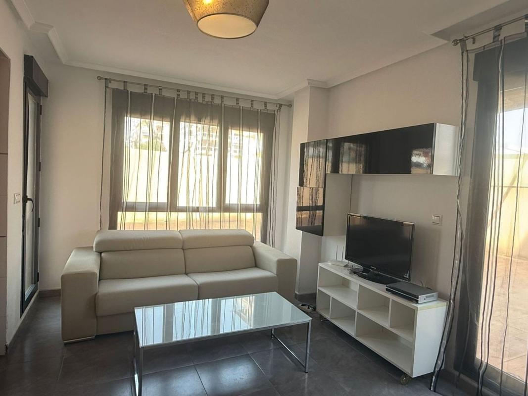 Sprzedaż mieszkania w Piso en Calle Pleamar, 25, Punta Prima, Torrevieja, Torrevieja
 photo 3