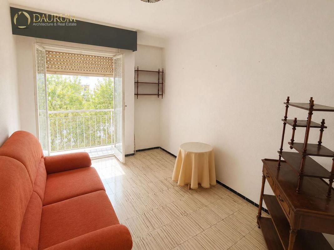 Продажа квартиры на Piso en Calle del Catedrático Daniel Jiménez de Cisneros, Carolinas Altas, Alicante / Alacant, Аликанте / Алакант
photo 2