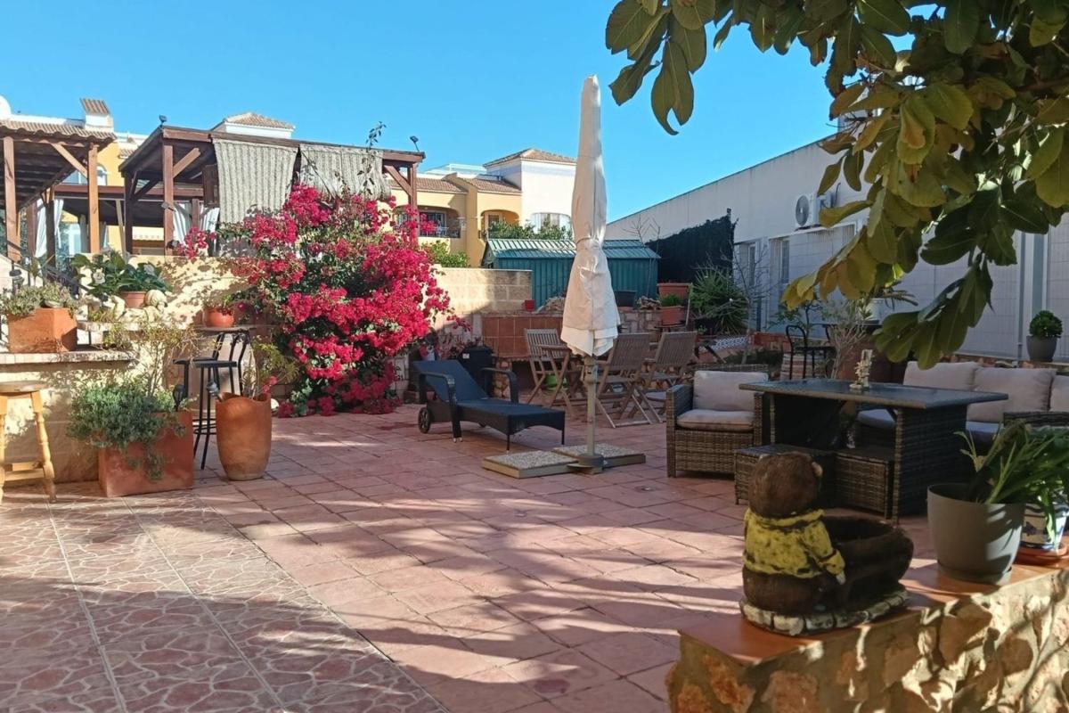 Продажа квартиры на Piso en Los Montesinos, Los Montesinos, Лос-Монтесинос
photo 2