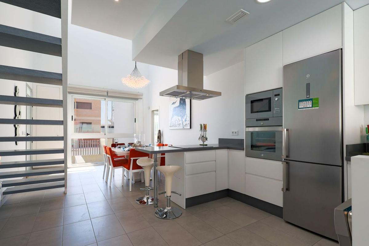 Продажа таунхауса в  Chalet adosado en Calle los Naranjos, Dolores , Долорес photo 5