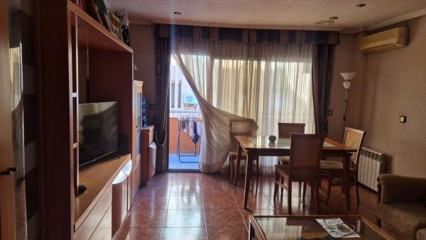 Sprzedaż mieszkania w Piso en Marques De Comillas, 37, Centro Urbano, Benidorm, Benidorm
thumbnail 3