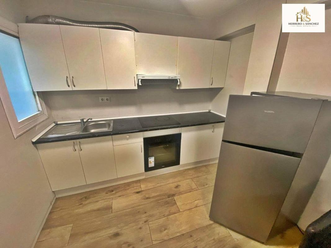 Продажа квартиры на Piso en Calle Alonso Cano, Carolinas Altas, Alicante / Alacant, Аликанте / Алакант
photo 5